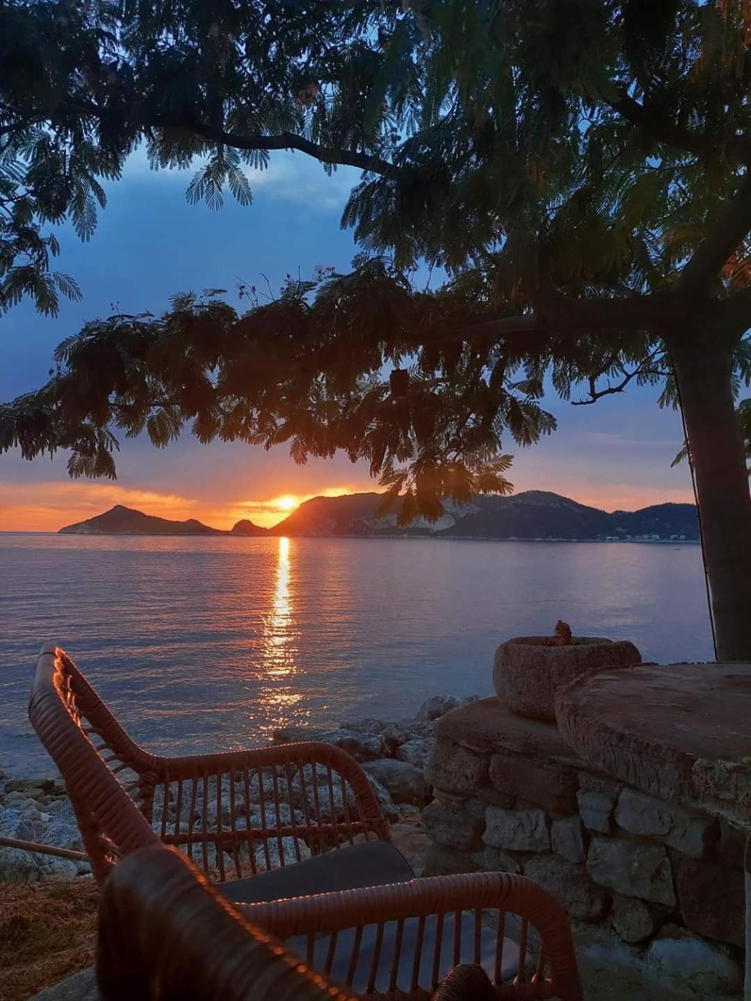 Hidden Paradise Agios Georgios Pagon Luaran gambar